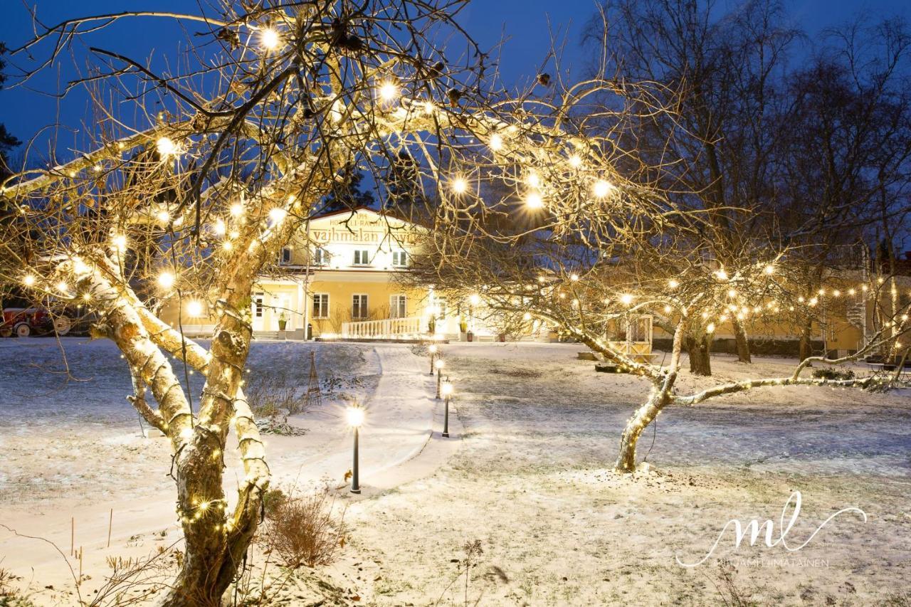 Готель Vaihmalan Hovi Лемпаала Екстер'єр фото